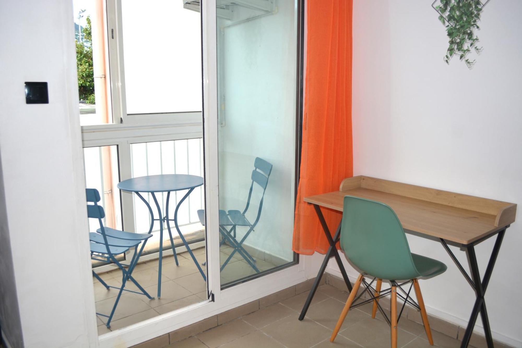 Comme Chez Soi - Studio Tout Equipe - By Sister Home Saint-Denis Kültér fotó